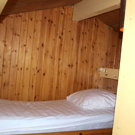Charmante Maison Avec Piscine Chauffee A 1300m De La A - Fr-1-323-363 Holiday home *